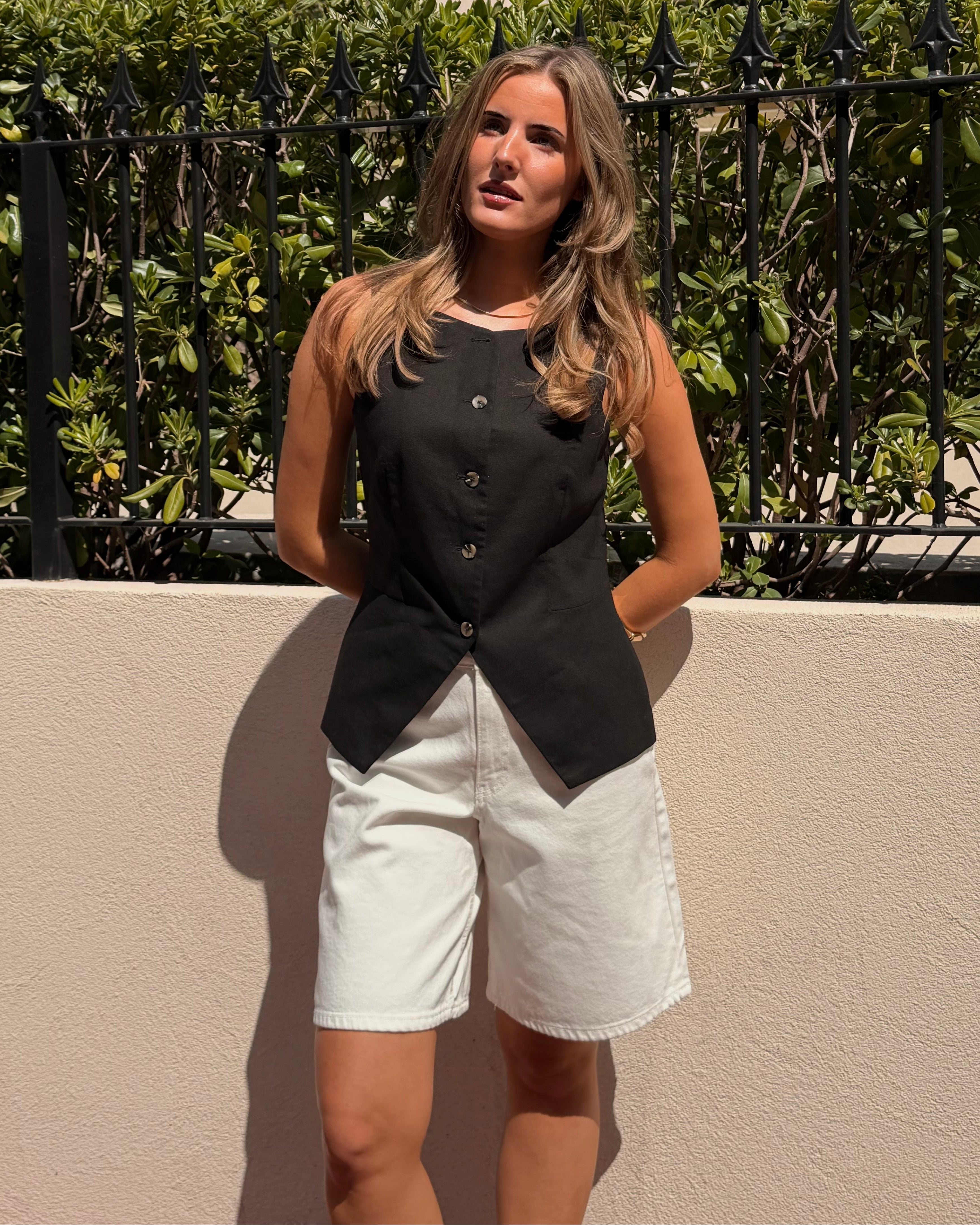 VMSAGE Shorts - Ecru